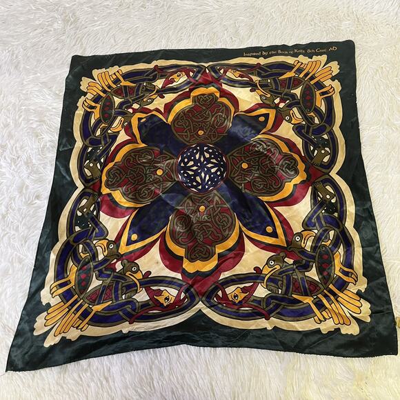 Traditional Craft wear Polyester Handkerchief ART King Green 38" SQUARE SCARF - Picture 1 of 6